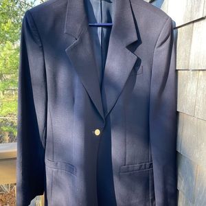 Austin Reed classic navy woman’s blazer. 100% Worsted Wool.
